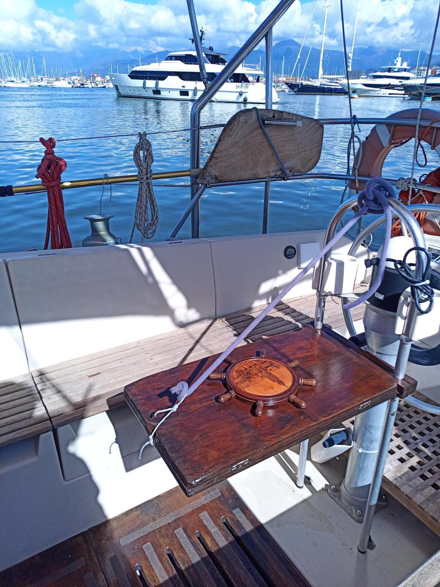 Bed & Boat Brezza Del Mare Hotel Viareggio Exterior photo